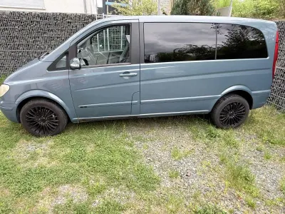 Używany Mercedes Viano 150 KM (110 kW) 2006 Niebieski Minivan