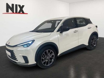 Gebraucht Lexus LBX 136 PS (100 kW) 2024 Weiß SUV