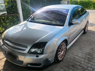 Gebraucht Opel Vectra GTS 211 PS (155 kW) 2003 Silber Coupé