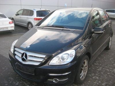 Gebraucht Mercedes B180 109 PS (80 kW) 2010 Schwarz Van / Kleinbus