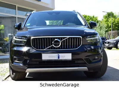 Gebraucht Volvo XC40 Inscription 197 PS (144 kW) 2022 Onyx black SUV