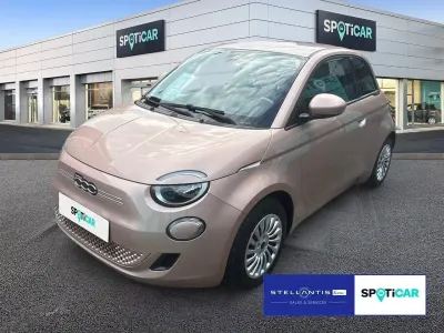 Brugt Fiat 500e 86 kW (118 HK) 2023 Guld Sedan