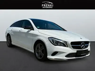 Gebraucht Mercedes CLA220 Shooting Brake 177 PS (130 kW) 2018 Calcitweiss  unilack Kombi