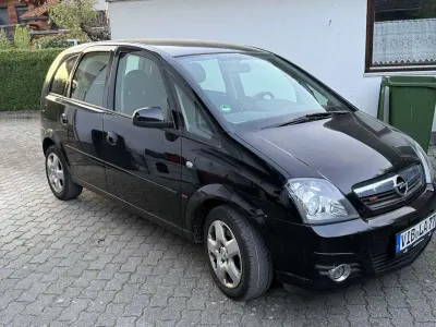 Gebraucht Opel Meriva Innovation 105 PS (77 kW) 2009 Van / Kleinbus