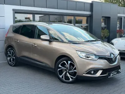 Gebraucht Renault Scénic III Bose Edition 160 PS (117 kW) 2017 Beige Van / Kleinbus