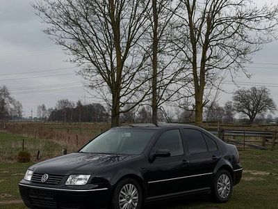 Gebraucht VW Bora 105 PS (77 kW) 2004 Schwarz Limousine