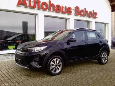 Gebraucht Kia Stonic Vision 101 PS (74 kW) 2023 Schwarz SUV