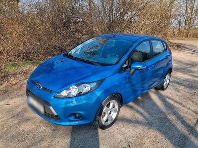 Gebraucht Ford Fiesta 82 PS (60 kW) 2008 Blau Kleinwagen