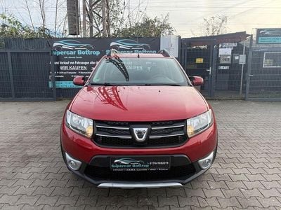 Gebraucht Dacia Sandero Prestige 90 PS (66 kW) 2014 Rot Limousine