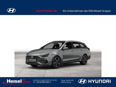 Gebraucht Hyundai i30 N Line 140 PS (102 kW) 2024 Shadow grey / sol Limousine
