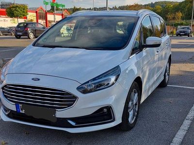 Weiß Gebraucht 2022 Ford S-MAX Titanium Van / Kleinbus | 24.999 € (Fairer Preis)