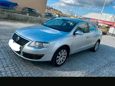 Gebraucht VW Passat 122 PS (89 kW) 2009 Silber Limousine