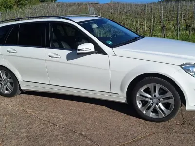 Gebraucht Mercedes C220 2013 Weiß Kombi