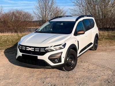 Gebraucht Dacia Jogger Extreme 110 PS (80 kW) 2024 Weiß Van / Kleinbus
