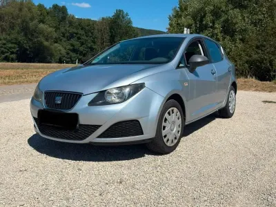 Gebraucht Seat Ibiza 86 PS (63 kW) 2010 Silber Kleinwagen