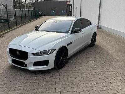 Gebraucht Jaguar XE S 381 PS (280 kW) 2017 Weiß Limousine