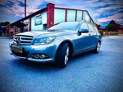 Mercedes C220