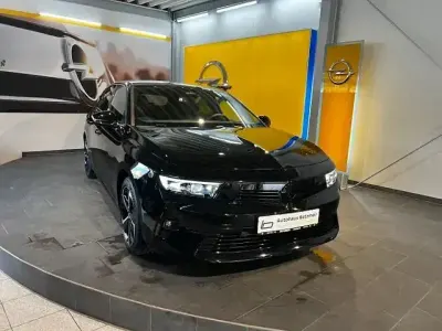 Używany Opel Astra S 136 KM (100 kW) 2024 Czerwony Kombi