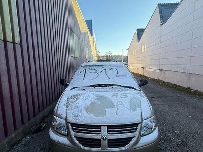 Grau Gebraucht 2005 Dodge Grand Caravan Van / Kleinbus | 3.999 €