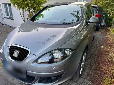 Gebraucht Seat Altea XL 92 PS (67 kW) 2009 Grau Van / Kleinbus