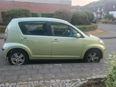 Gebraucht Daihatsu Sirion 87 PS (63 kW) 2005 Grün Kleinwagen