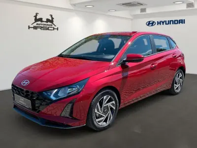 Neu Hyundai i20 Trend 101 PS (74 kW) 2025 Rot Kleinwagen