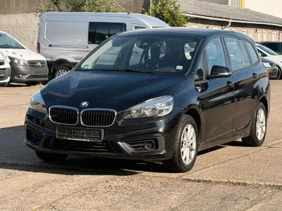 Gebraucht BMW 214 Gran Tourer Advantage 95 PS (69 kW) 2016 Schwarz Van / Kleinbus