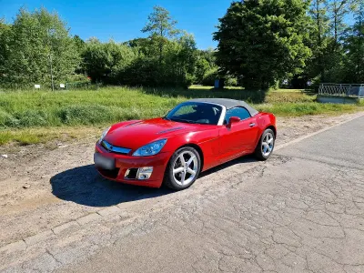 Gebraucht Opel GT 264 PS (194 kW) 2008 Rot Cabrio