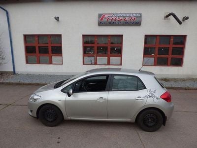 Gebraucht Toyota Auris Team 97 PS (71 kW) 2008 Silber Kleinwagen