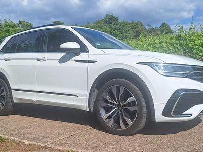 Gebraucht VW Tiguan R-line 150 PS (110 kW) 2023 Weiß SUV