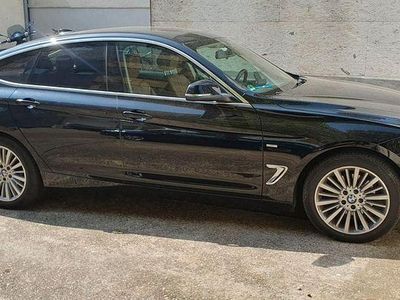 Schwarz Gebraucht 2013 BMW 320 Gran Turismo Luxury Line Limousine | 9.600 € (Fairer Preis)