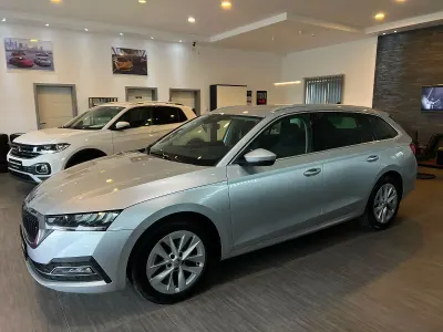 Gebraucht Skoda Octavia 150 PS (110 kW) 2022 Silber Kombi