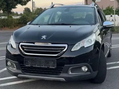 Gebraucht Peugeot 2008 Urban Move 110 PS (80 kW) 2016 Schwarz SUV