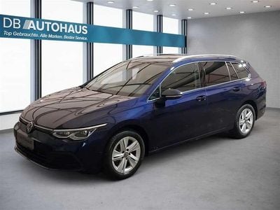 Blau Gebraucht 2023 VW Golf VIII Life Kombi | 22.420 € (Fairer Preis)