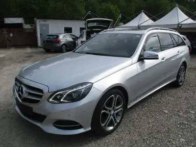 Gebraucht Mercedes E200 Avantgarde 136 PS (100 kW) 2014 Silber Limousine