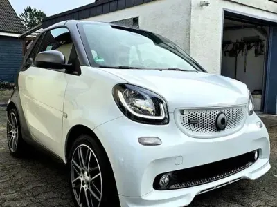 Gebraucht Smart ForTwo Cabrio Brabus 109 PS (80 kW) 2017 Weiß Cabrio
