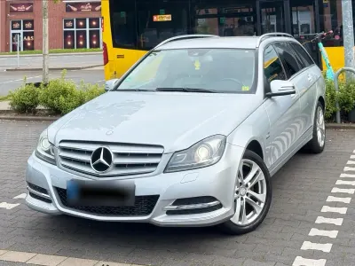 Gebraucht Mercedes C200 Avantgarde 136 PS (100 kW) 2012 Silber Kombi