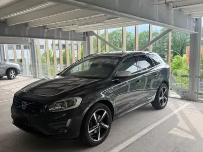 Gebraucht Volvo XC60 R-Design 230 PS (169 kW) 2013 Grau SUV
