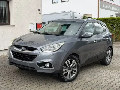 Gebraucht Hyundai ix35 Premium 163 PS (119 kW) 2014 Grau SUV