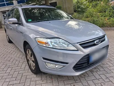 Gebraucht Ford Mondeo 145 PS (106 kW) 2011 Grau Kombi
