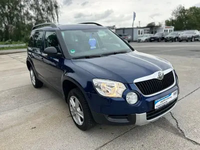 Gebraucht Skoda Yeti Experience 105 PS (77 kW) 2011 Blau SUV
