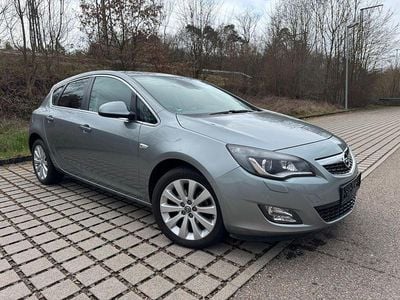 Gebraucht Opel Astra Innovation 140 PS (102 kW) 2012 Grau Limousine