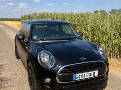 Gebraucht Mini ONE 102 PS (75 kW) 2019 Schwarz Kleinwagen