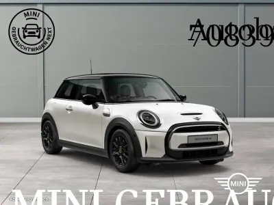 Usata Mini Cooper SE 135 kW (184 CV) 2023 Bianco Utilitaria