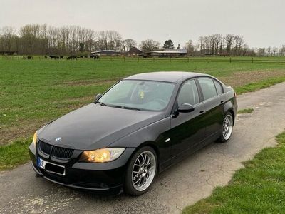 gebraucht BMW 320 i e90