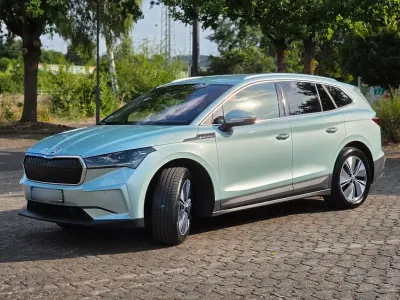 Gebraucht Skoda Enyaq iV 150 kW (204 PS) 2022 Silber SUV