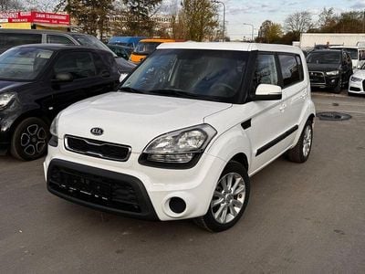 Second-hand Kia Soul 166 CP (122 kW) 2012 Alb SUV