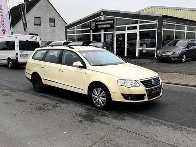 Beige Gebraucht 2008 VW Passat Kombi | 2.600 € (Guter Preis)