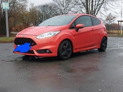 Gebraucht Ford Fiesta ST 182 PS (133 kW) 2013 Rot Kleinwagen