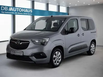 Second-hand Opel Combo Life Elegance 131 CP (96 kW) 2022 Argintiu Monovolum